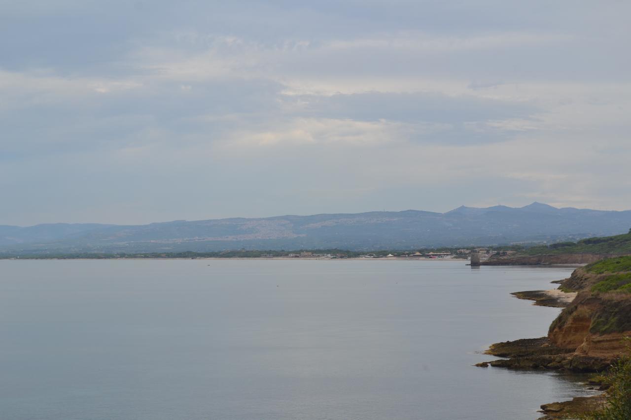 Miramare Struttura Sulla Spiaggia Platamona Exteriör bild