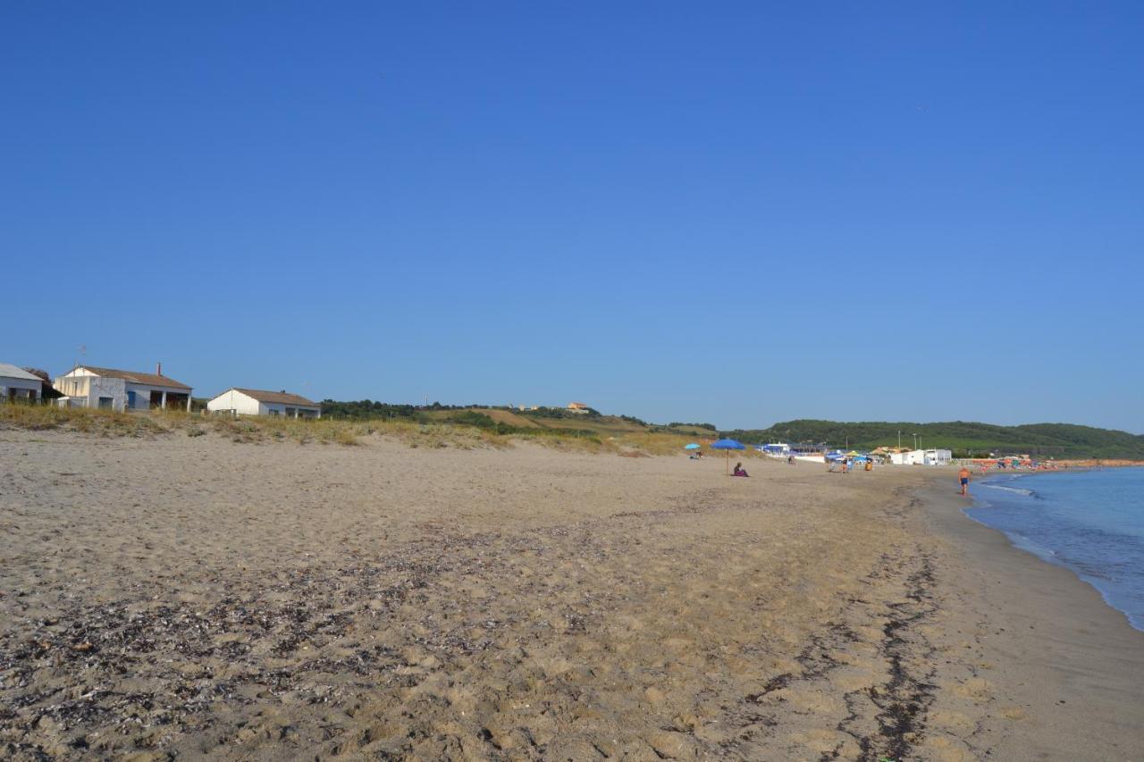 Miramare Struttura Sulla Spiaggia Platamona Exteriör bild